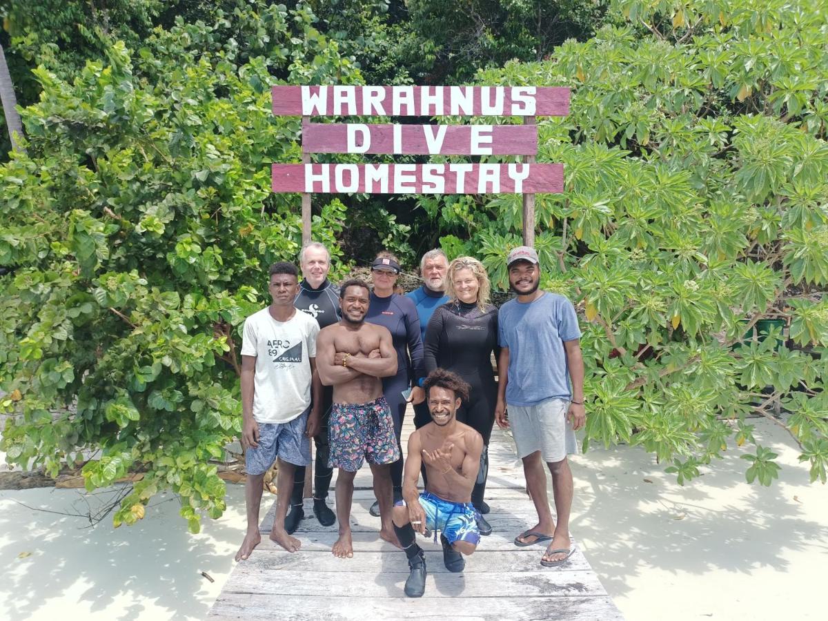 Warahnus Dive Homestay Kri Ngoại thất bức ảnh
